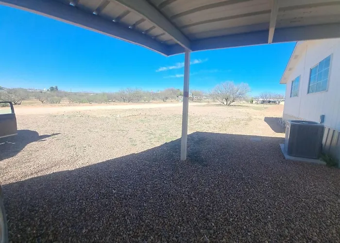 3 Bed On Historic 80 Near Benson & Tombstone Holiday home *